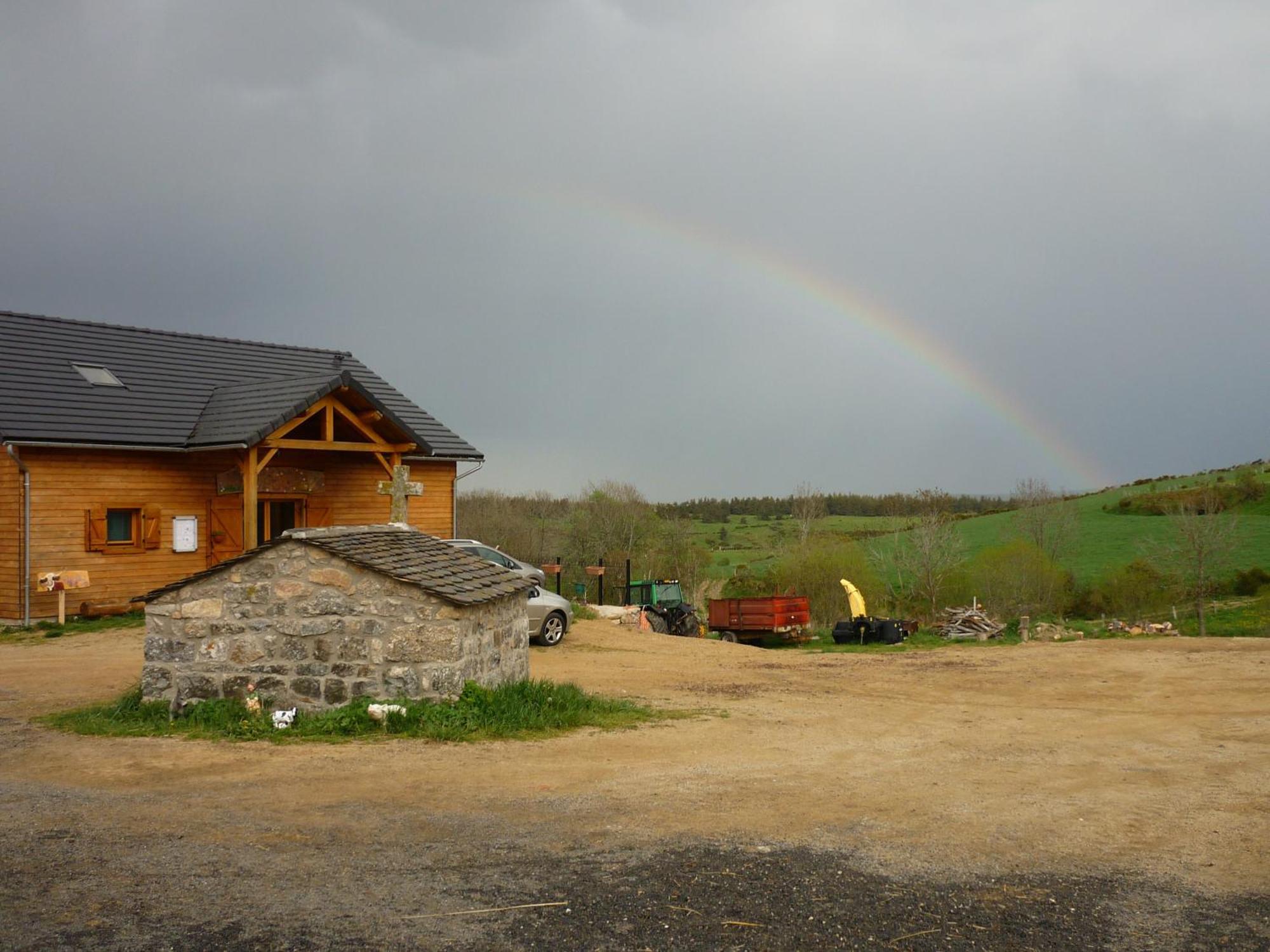 Le Chalet Du Roc La Panouse  Buitenkant foto